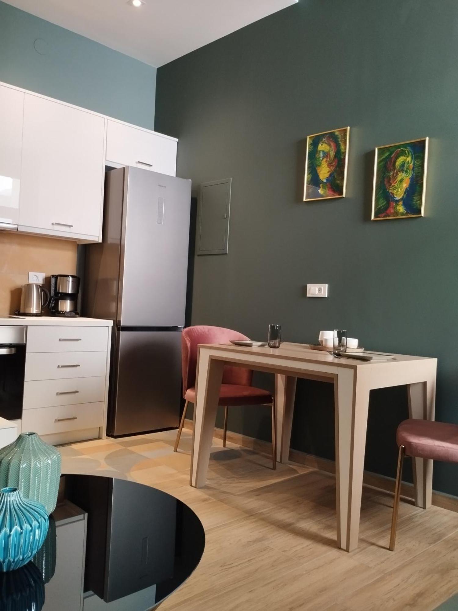 Apartment Atsiki's 54 *
